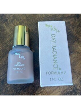 Vintage Mary Kay Day Radiance Formula 2 Suntan - 1 Fl. Oz. New Old Stock